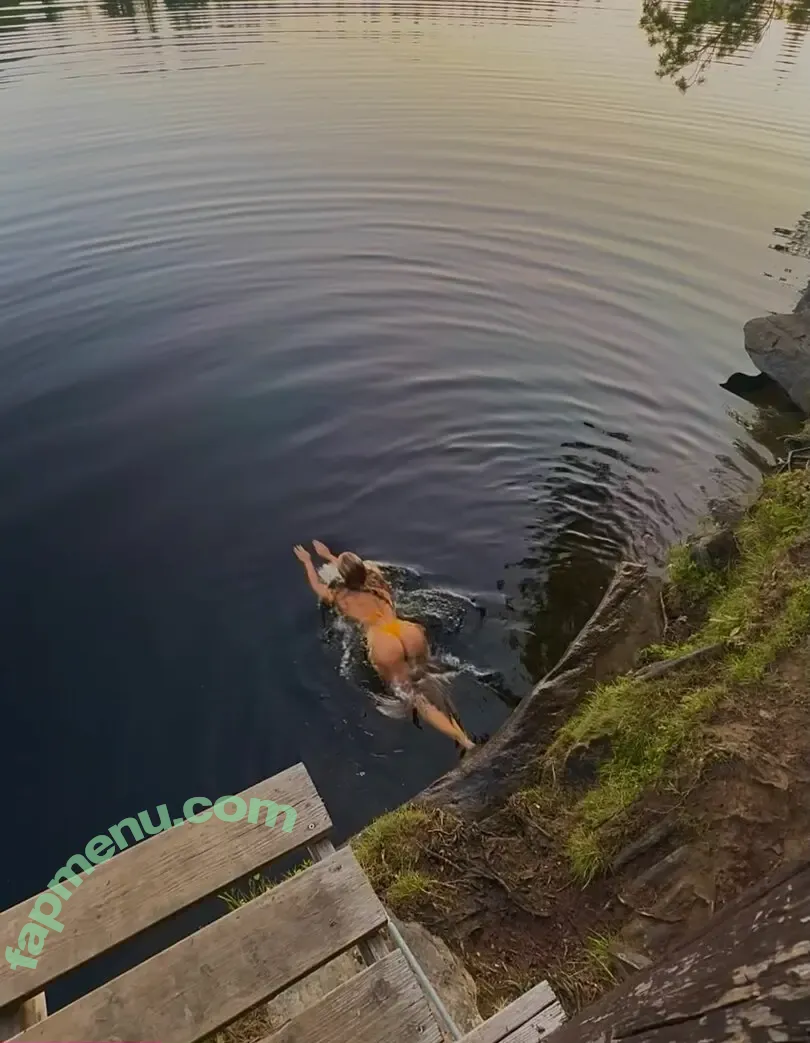 heleneelises nude photo #0032 (Helene Elise Strom / helenees)