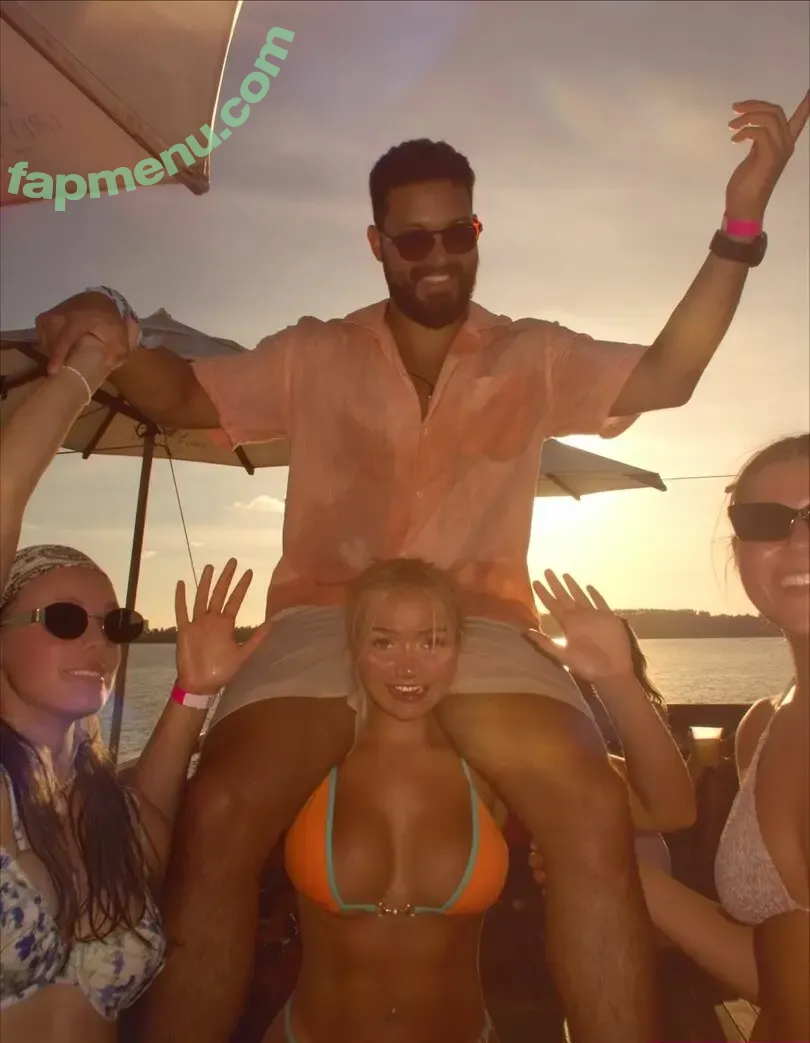 heleneelises nude photo #0044 (Helene Elise Strom / helenees)