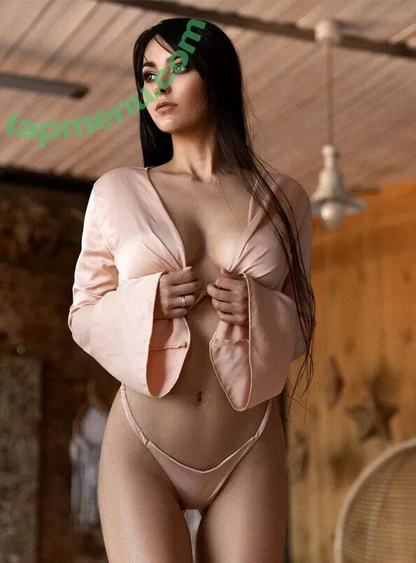 Helga Lovekaty nude photo #1227 (helga_model / helgavalkyrie)