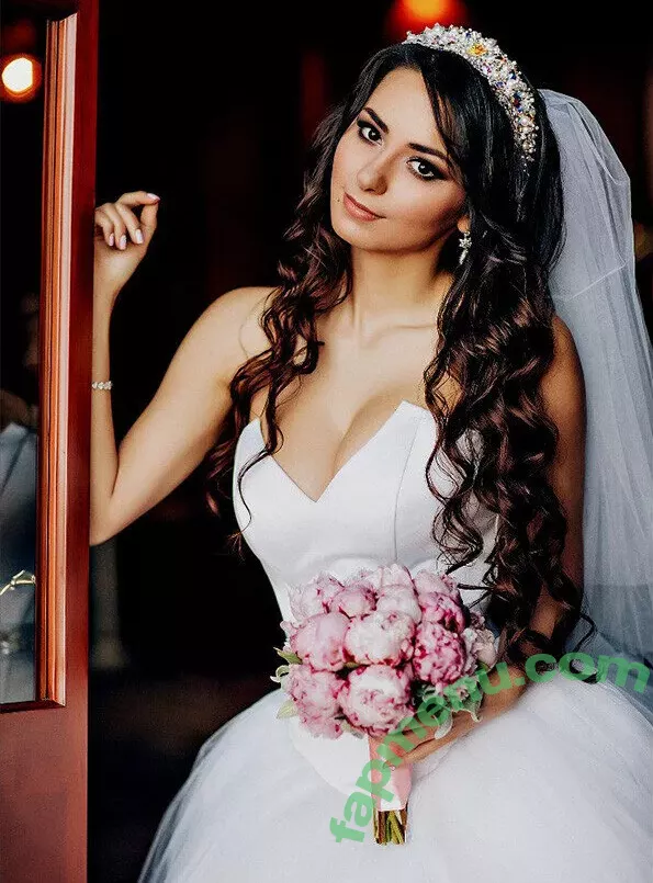 Helga Lovekaty nude photo #1235 (helga_model / helgavalkyrie)