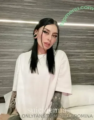 helladomina / norde_ / usefanreviews nude photo #0048