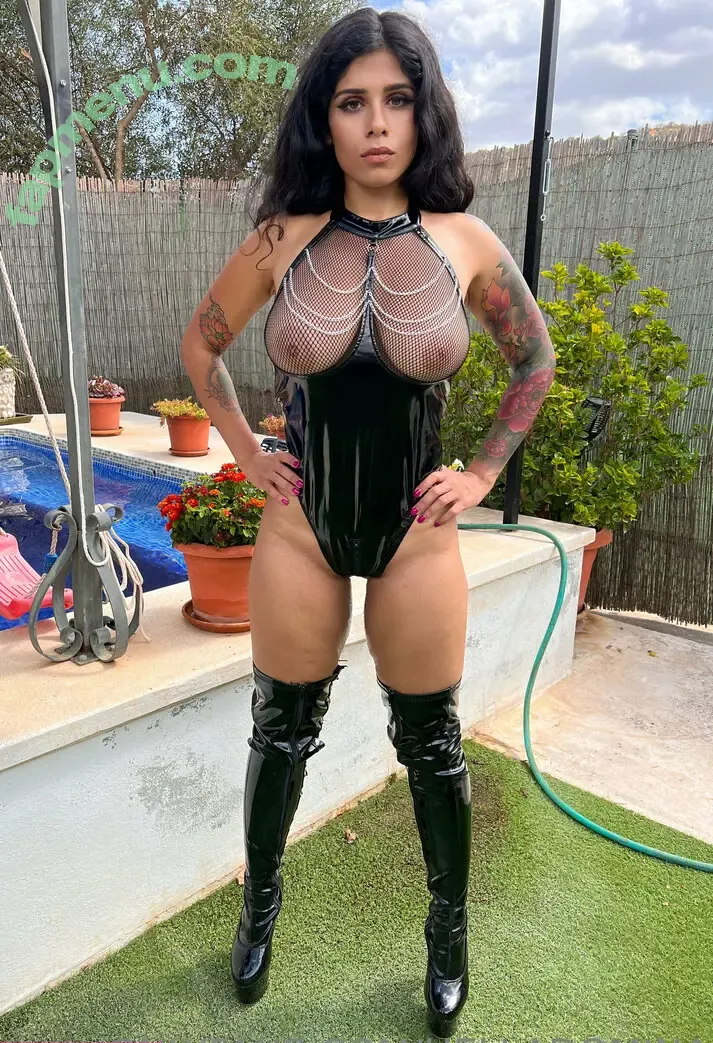 helladomina nude photo #0118 (norde_ / usefanreviews)