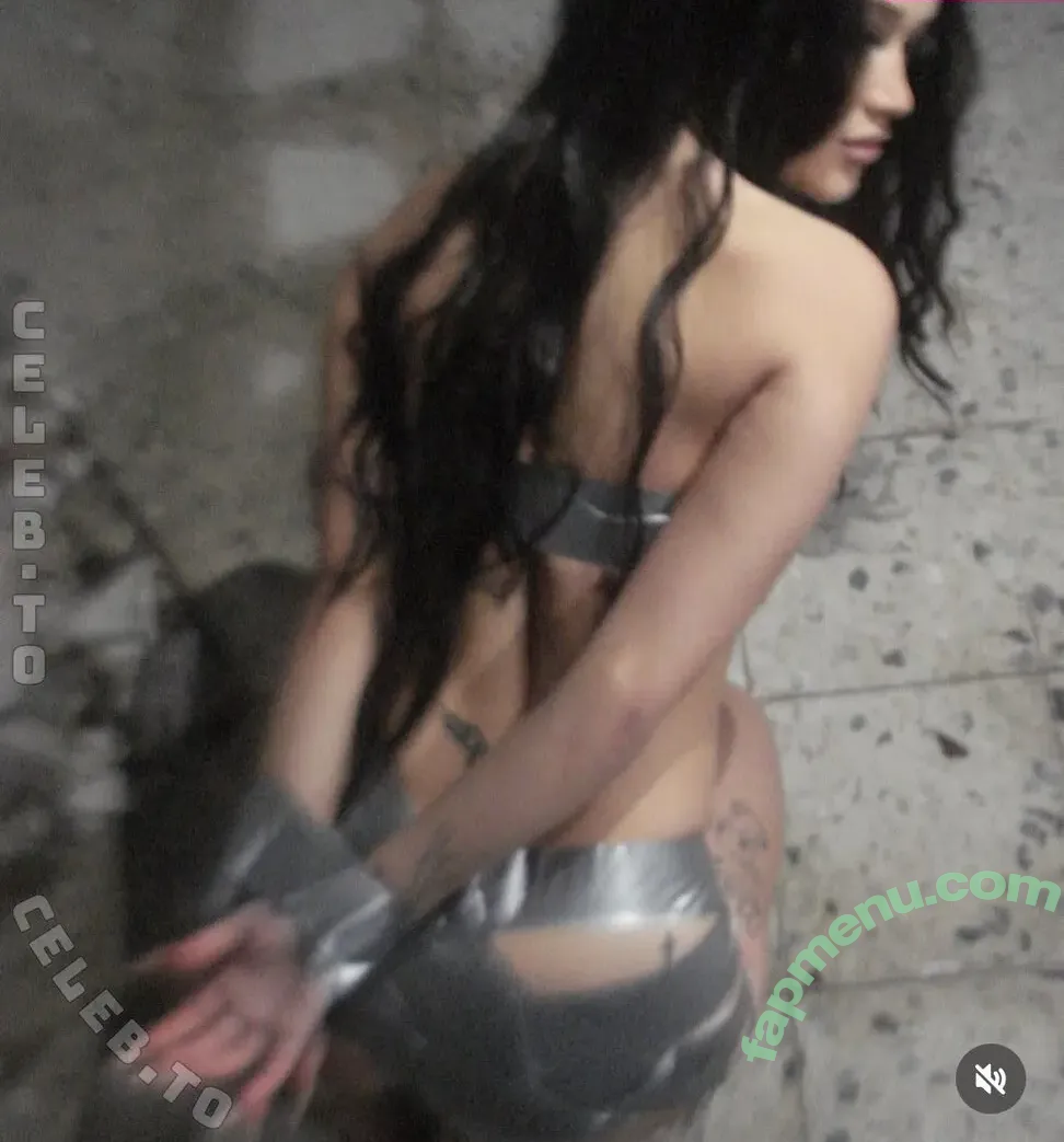 Hellaspicy777 nude photo #0168 (bbyali.3)