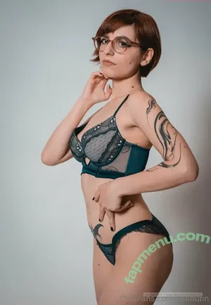  nude photo #0009