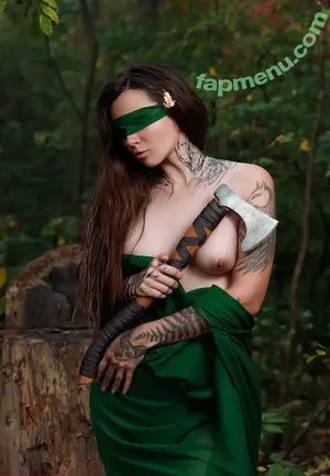 Hellga / hellcat915 / hellga_ignatovich nude photo #0057