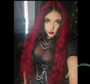 Hellhemma nude photo #0049