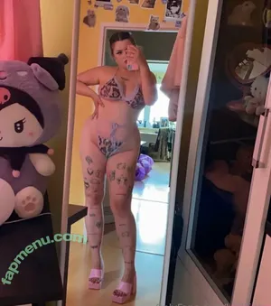 hellkiitty / hellokitty nude photo #0010