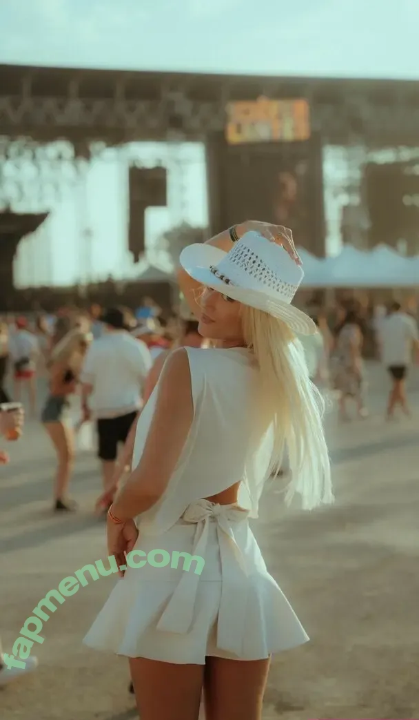 Hello__iris nude photo #0157 (Hello__iris)