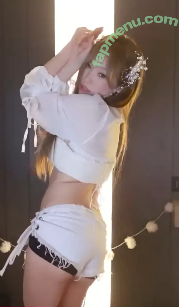 hello_kiko nude photo #0570 (bye.kiko / hellokiko_)