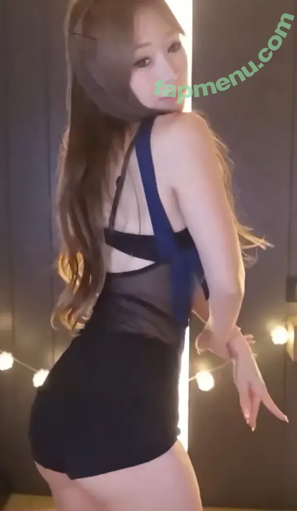 hello_kiko nude photo #0590 (bye.kiko / hellokiko_)