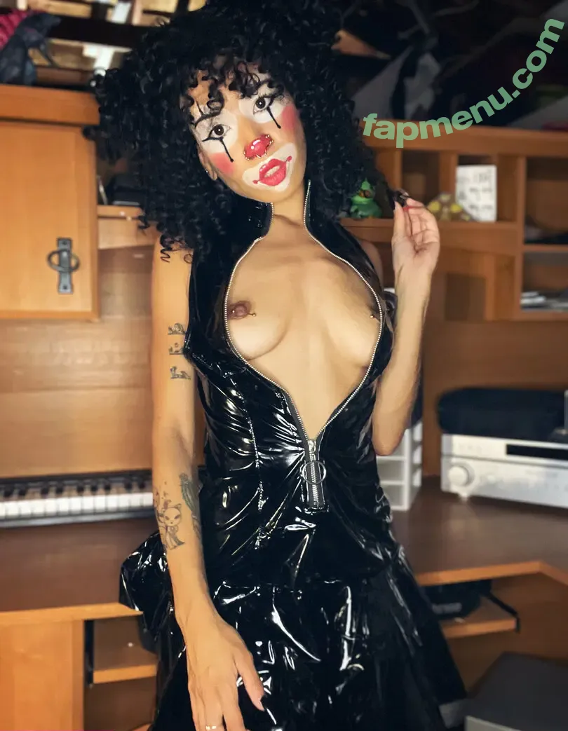 hellogabi30 nude photo #0079 (hellogabi30)