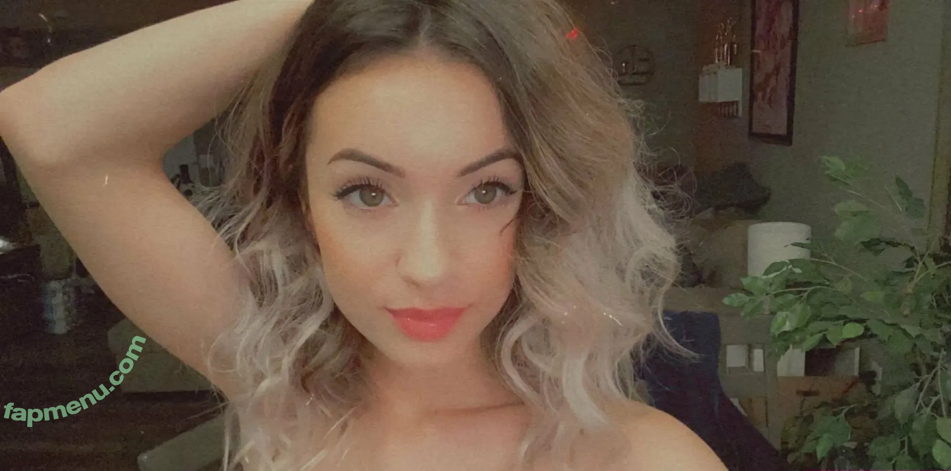 hellohaileyy nude photo #0005 (hellohaileyy)