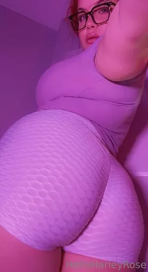 helloharleyrose / Harley Rose / harleyrose666 / hello.harleyrose nude photo #0484