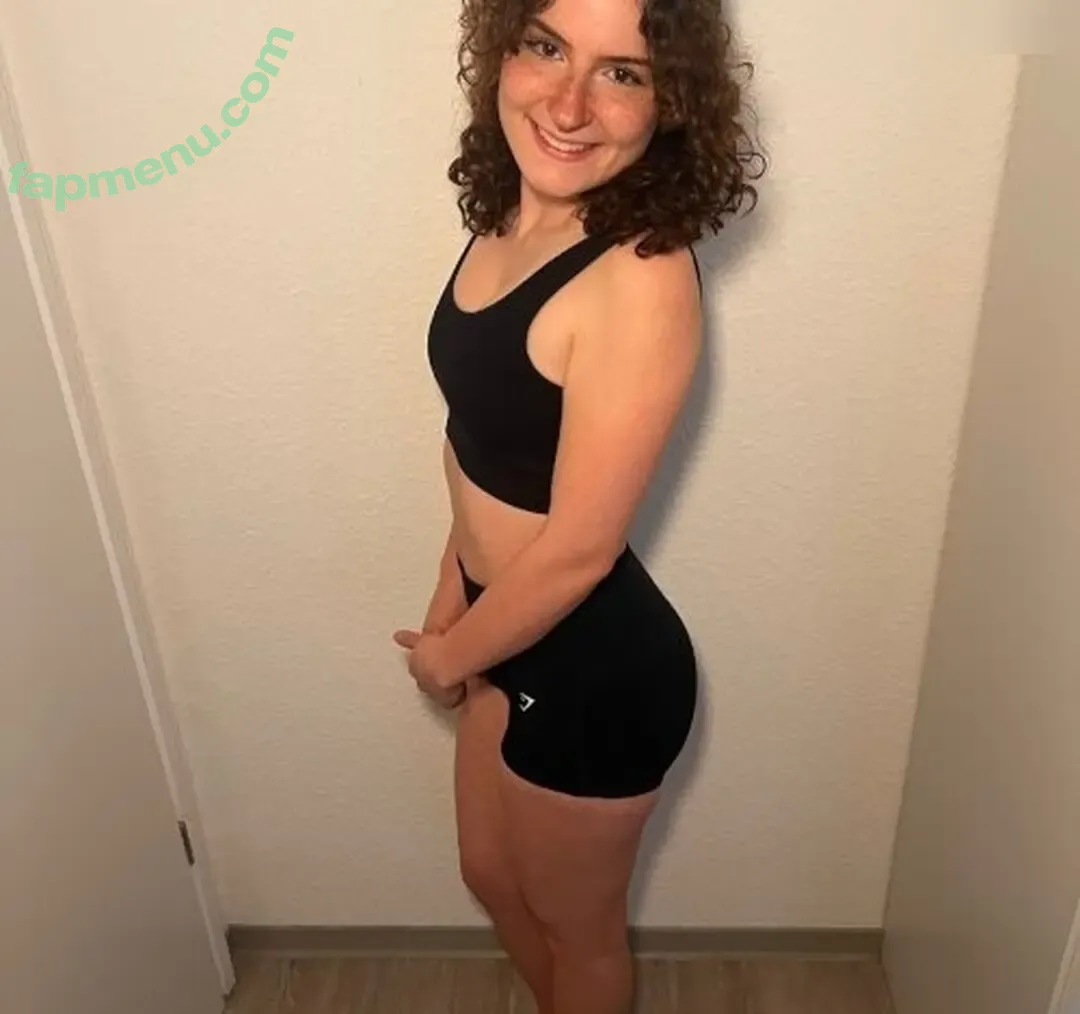 hellokittysara nude photo #0018 (hellokittysara)