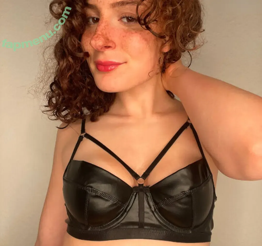 hellokittysara nude photo #0023 (hellokittysara)