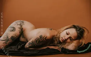 helmivillasukka / helmivillasukkaa nude photo #0016