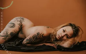 helmivillasukka / helmivillasukkaa nude photo #0017