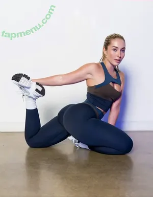 Heloise Hut / heloisehut nude photo #0060