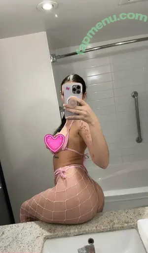 heluvmellybby / heluvmellyyy nude photo #0015