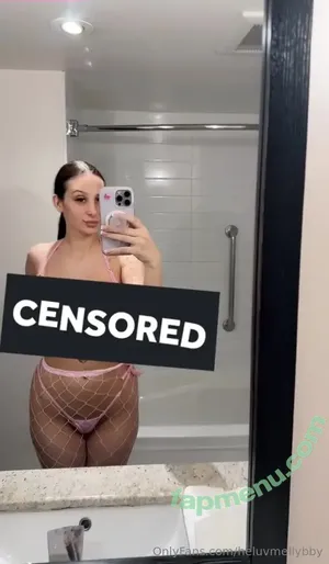 heluvmellybby / heluvmellyyy nude photo #0016