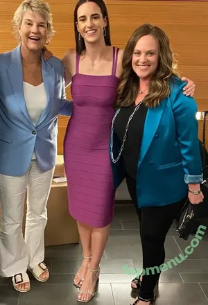 heluvstikax / caitlinclark22 nude photo #0321