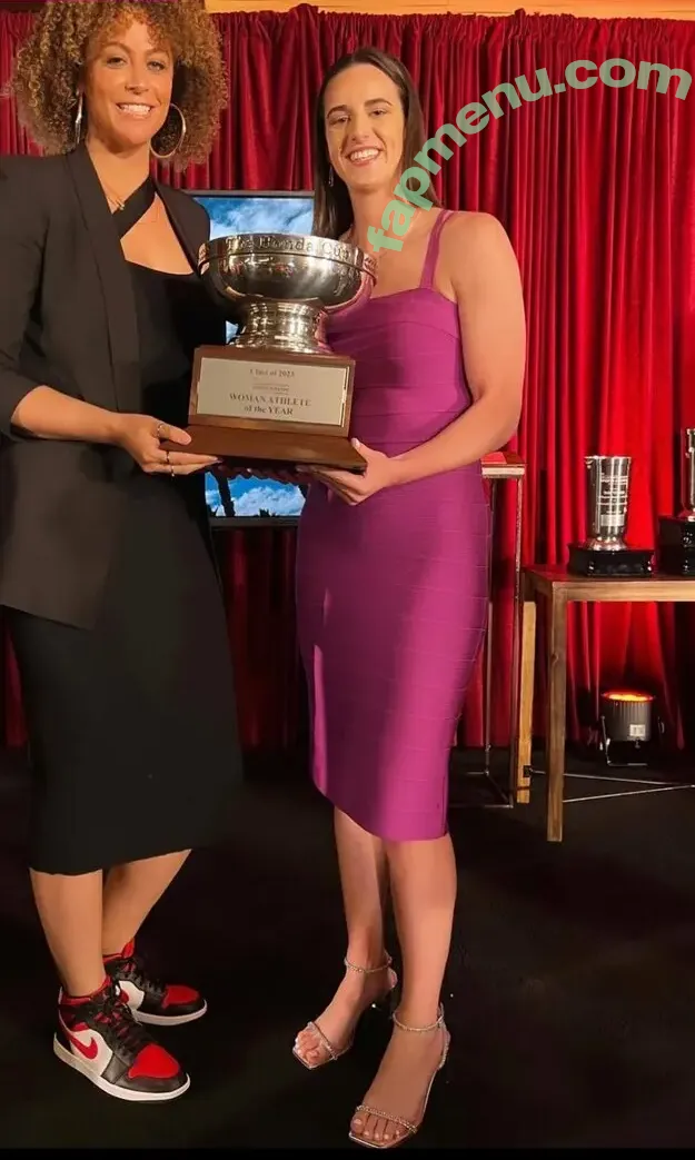 heluvstikax nude photo #0322 (caitlinclark22)