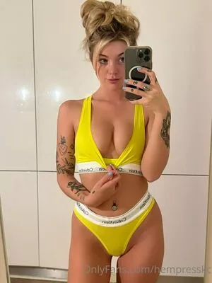 hempresskc / Kaya corbridge / kayacorbridge / kelizabethc nude photo #1759