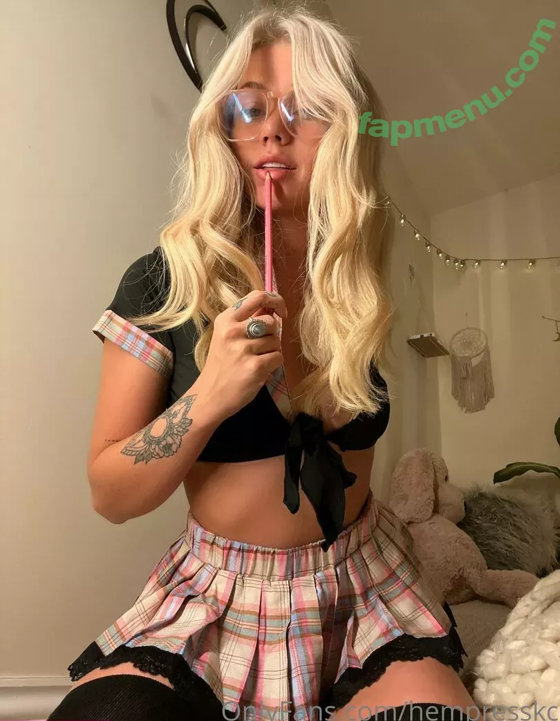 hempresskc nude photo #1963 (Kaya corbridge / kayacorbridge / kelizabethc)