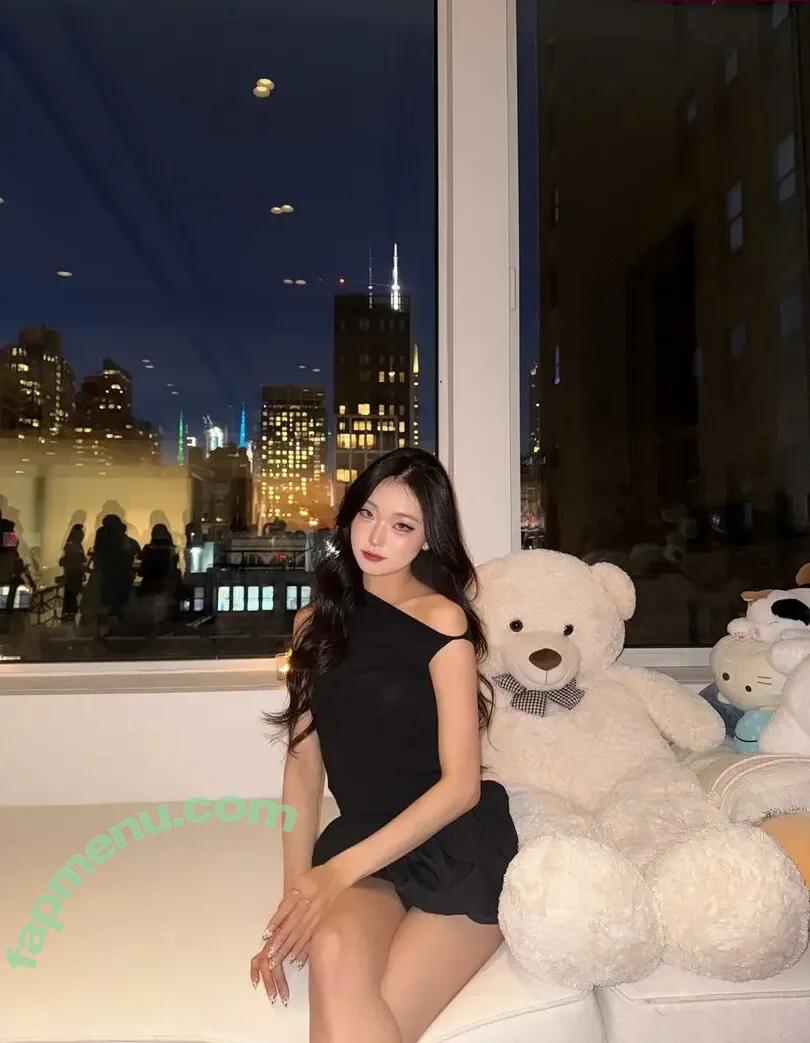 Hena Yang nude photo #0122 (hena.yng)