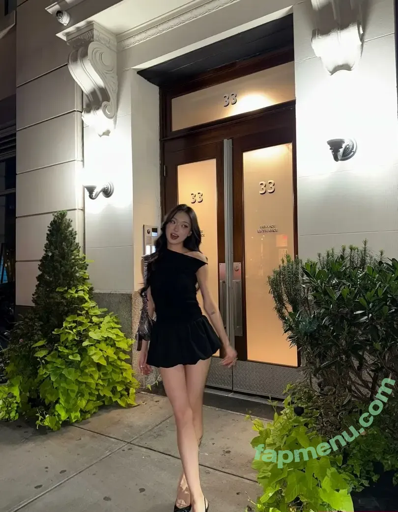 Hena Yang nude photo #0125 (hena.yng)