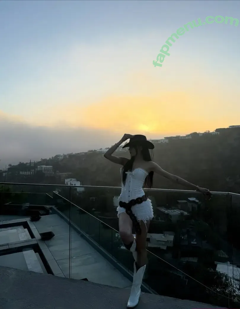 Hena Yang nude photo #0164 (hena.yng)