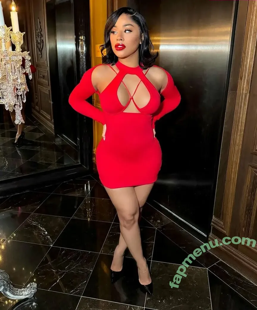 Hennessy Carolina nude photo #0081 (Cardi B's sister / callmebabiixxx / hennessycarolina)