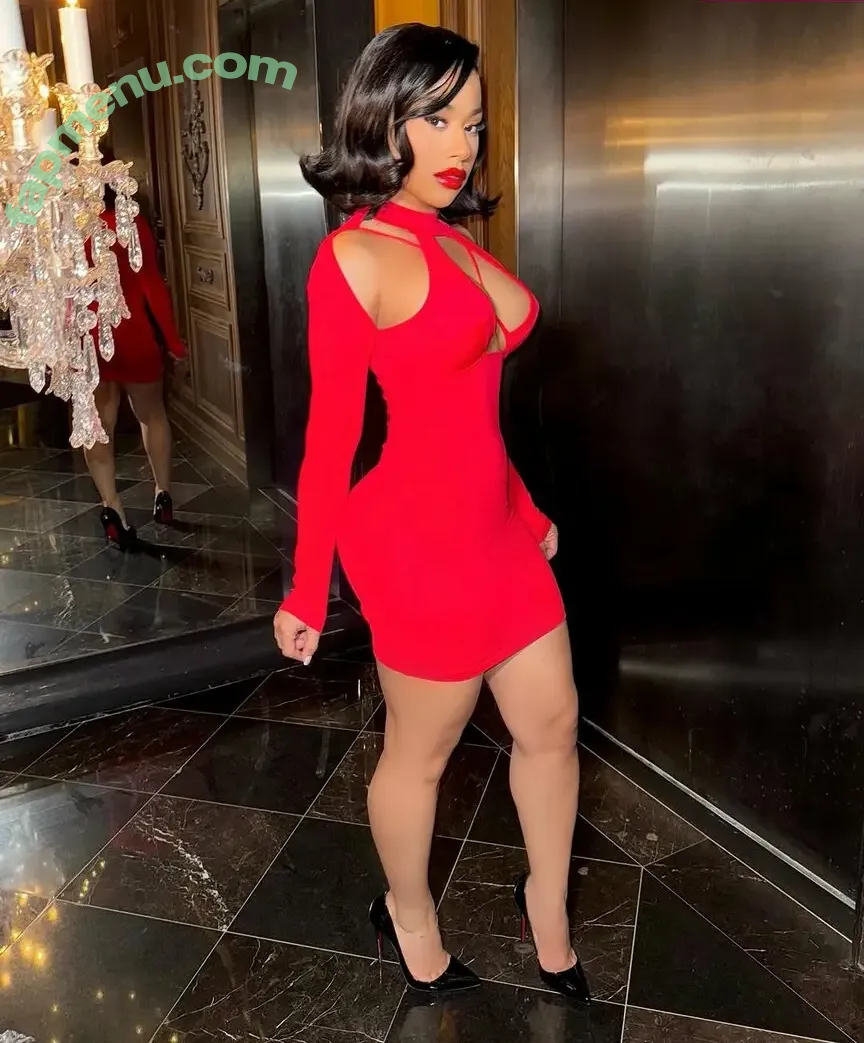 Hennessy Carolina nude photo #0082 (Cardi B's sister / callmebabiixxx / hennessycarolina)