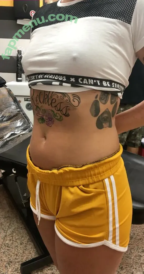 Henny Hotwife nude photo #0045 (henny.hotwife98 / xprettymissx)