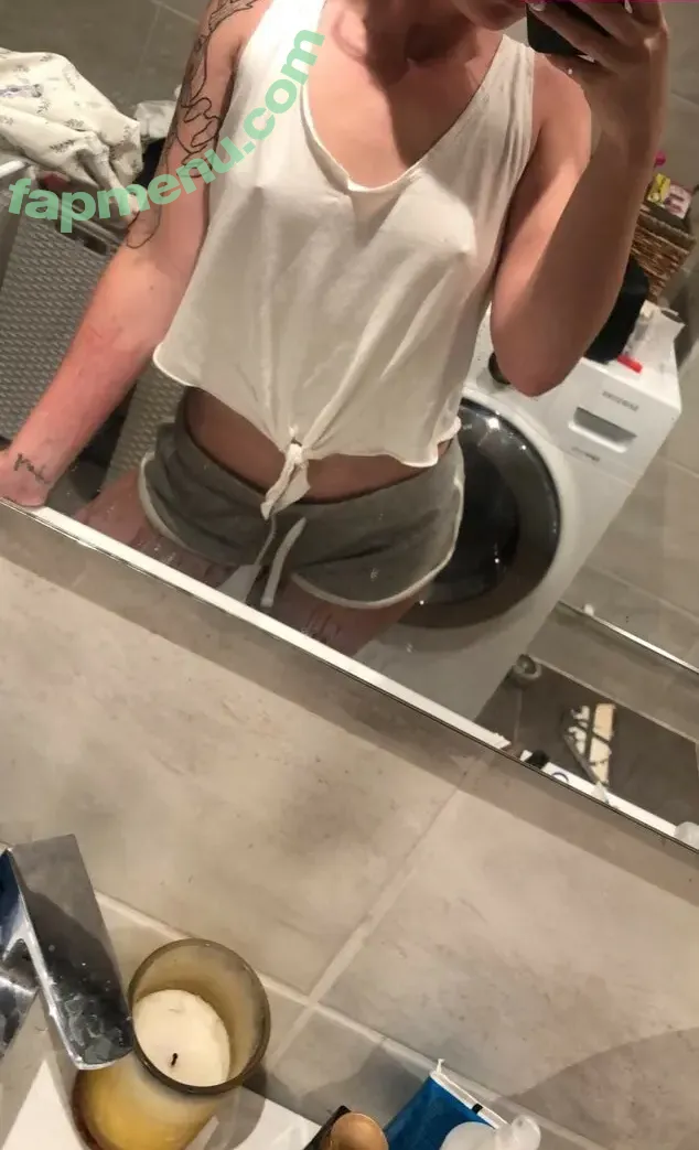 Henny Hotwife nude photo #0052 (henny.hotwife98 / xprettymissx)