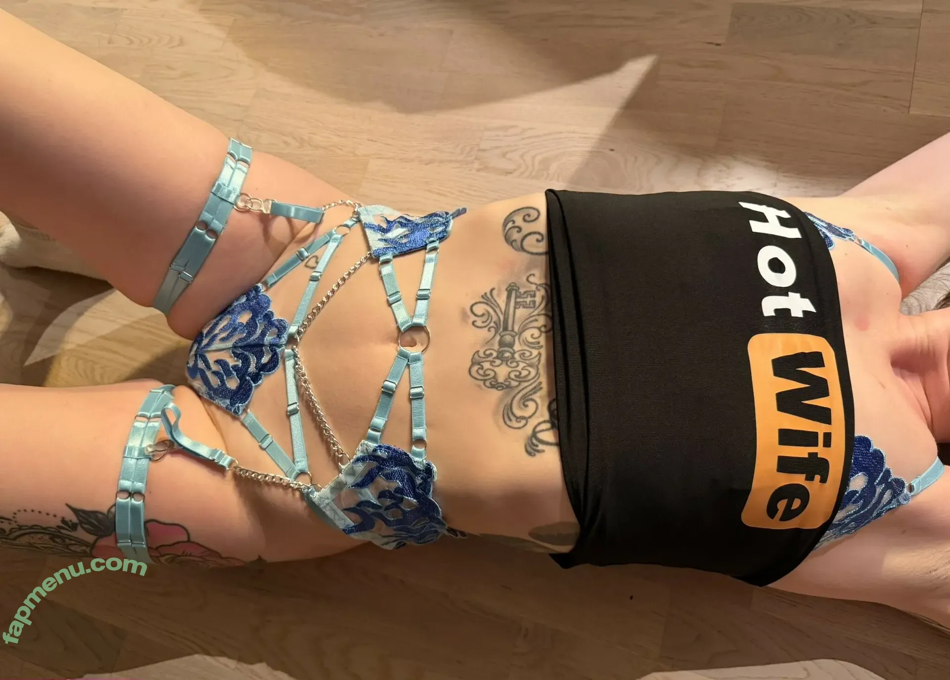 Henny Hotwife nude photo #0073 (henny.hotwife98 / xprettymissx)