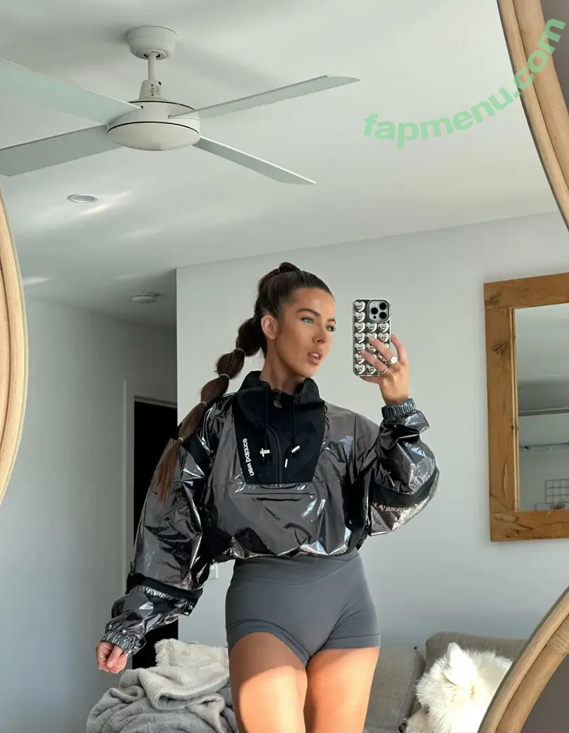 hennymoodyoftv nude photo #0010 (henny_moody)