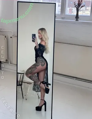 Henriette Panse / creator / people / raya.mayvi / rayamayvi / rayamayvii nude photo #0039