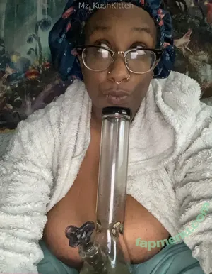 hentaitiddiesnchillz / tiddy2chainz nude photo #0076