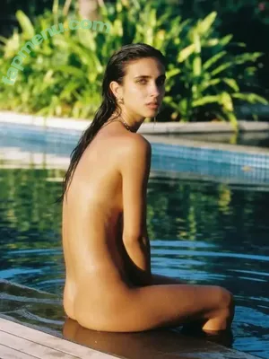 Herbert Twins / Elisha Herbert / Renee Herbert / TheHerbertTwins / reneeherbert_ nude photo #0285