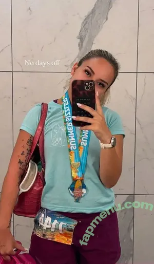 Herculyse / Elyse Herrera / Twitch nude photo #0015