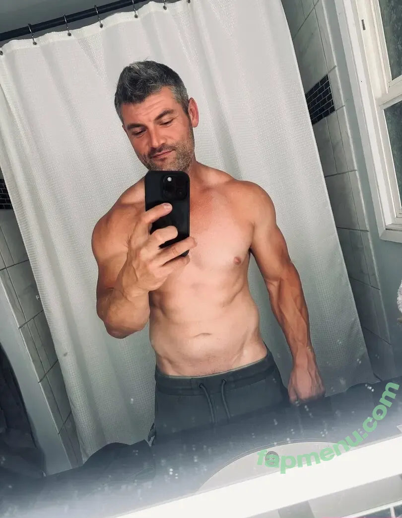 herethisthat nude photo #0089 (herethisthat)