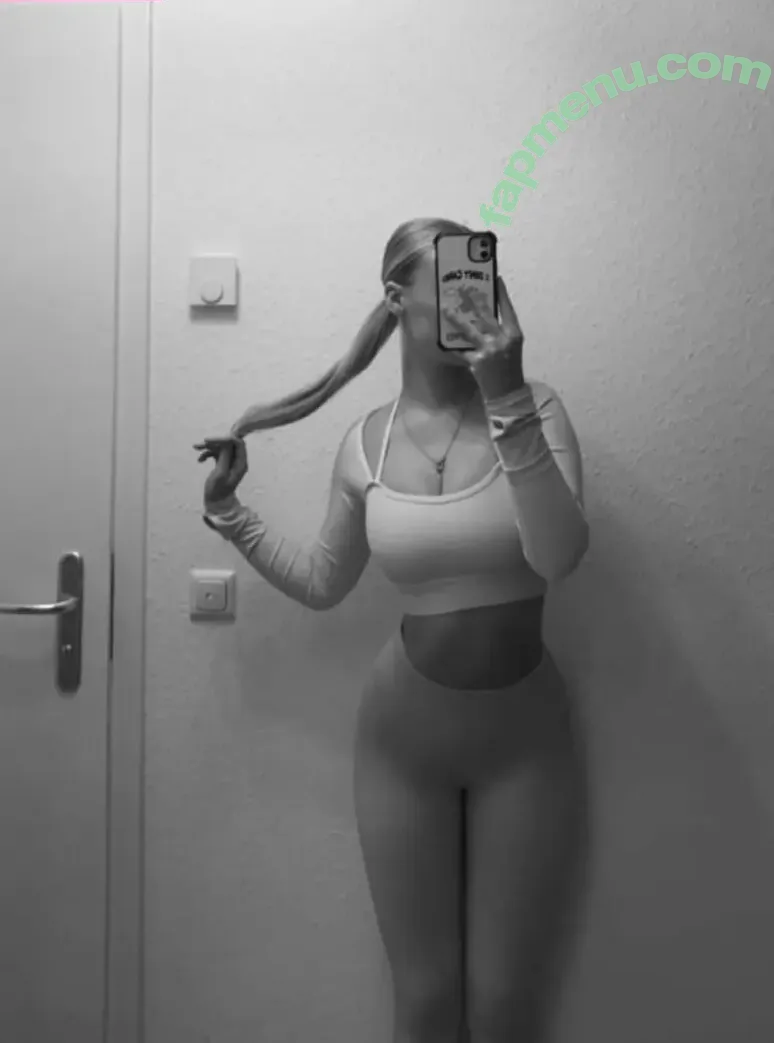 Hermine.radloff nude photo #0036 (Hermine.radloff)