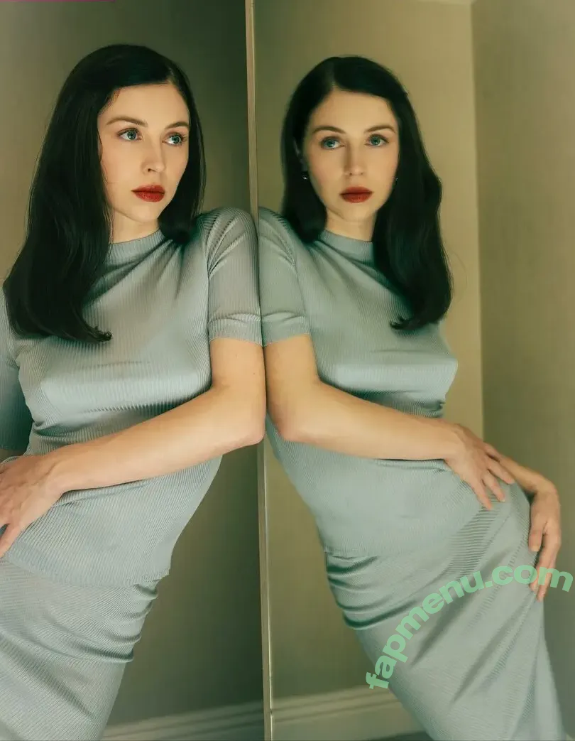 Hermione Corfield nude photo #0135 (hermionecorfield)