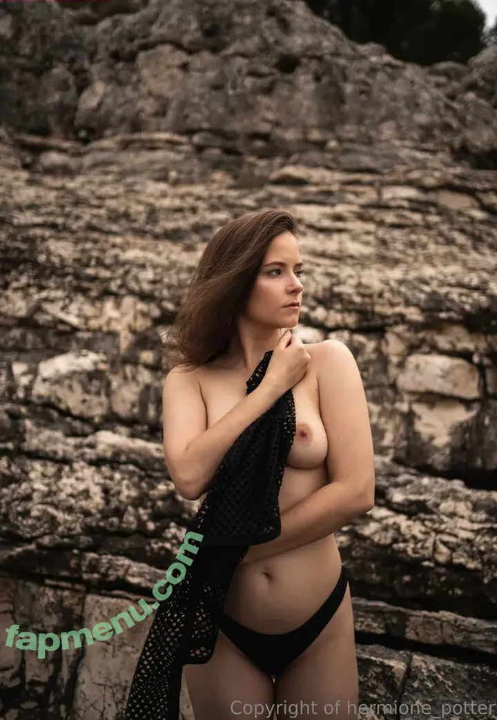 hermione_potter nude photo #0947 (jughead_blyte)