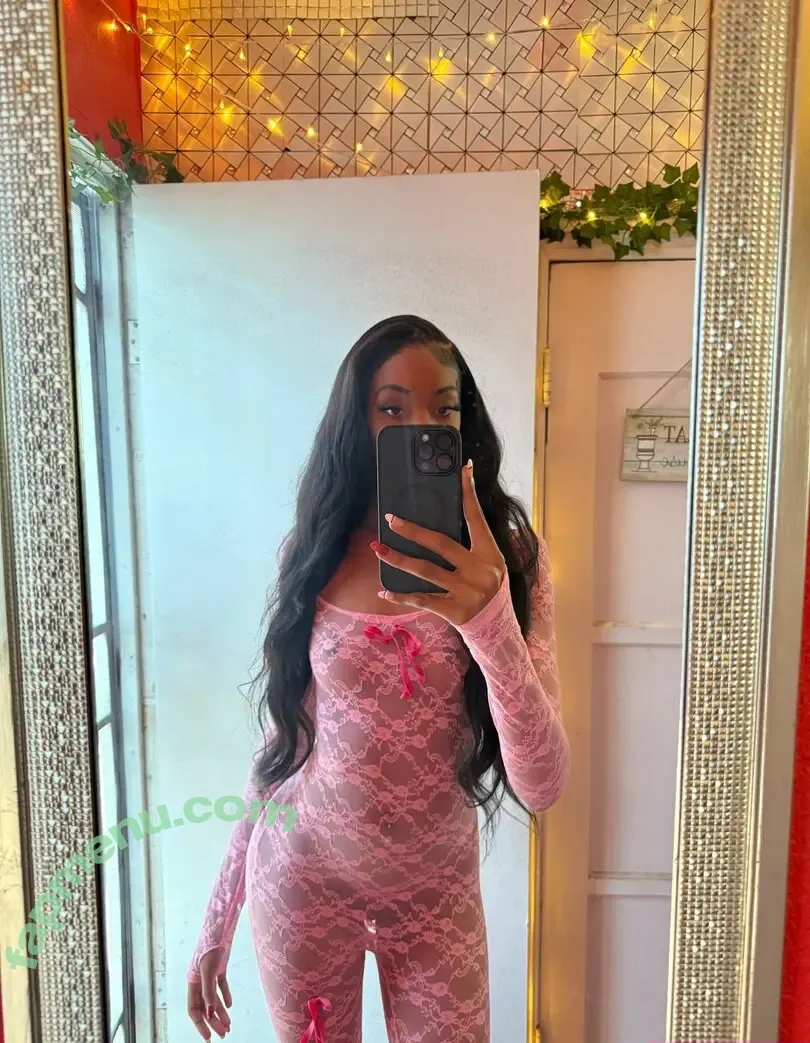 hernamessarae nude photo #0016 (hernamessarah)