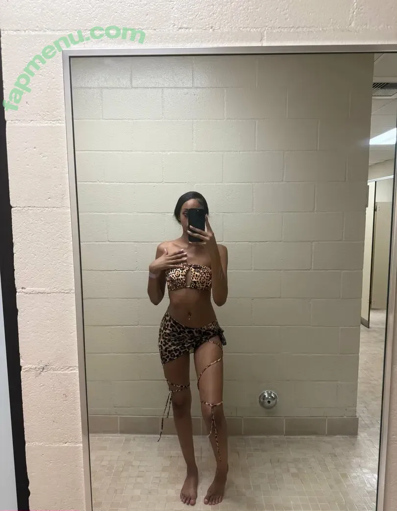hernamessarae nude photo #0020 (hernamessarah)