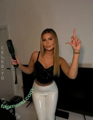 Herrin Bella / herrinbella030 nude photo #0022