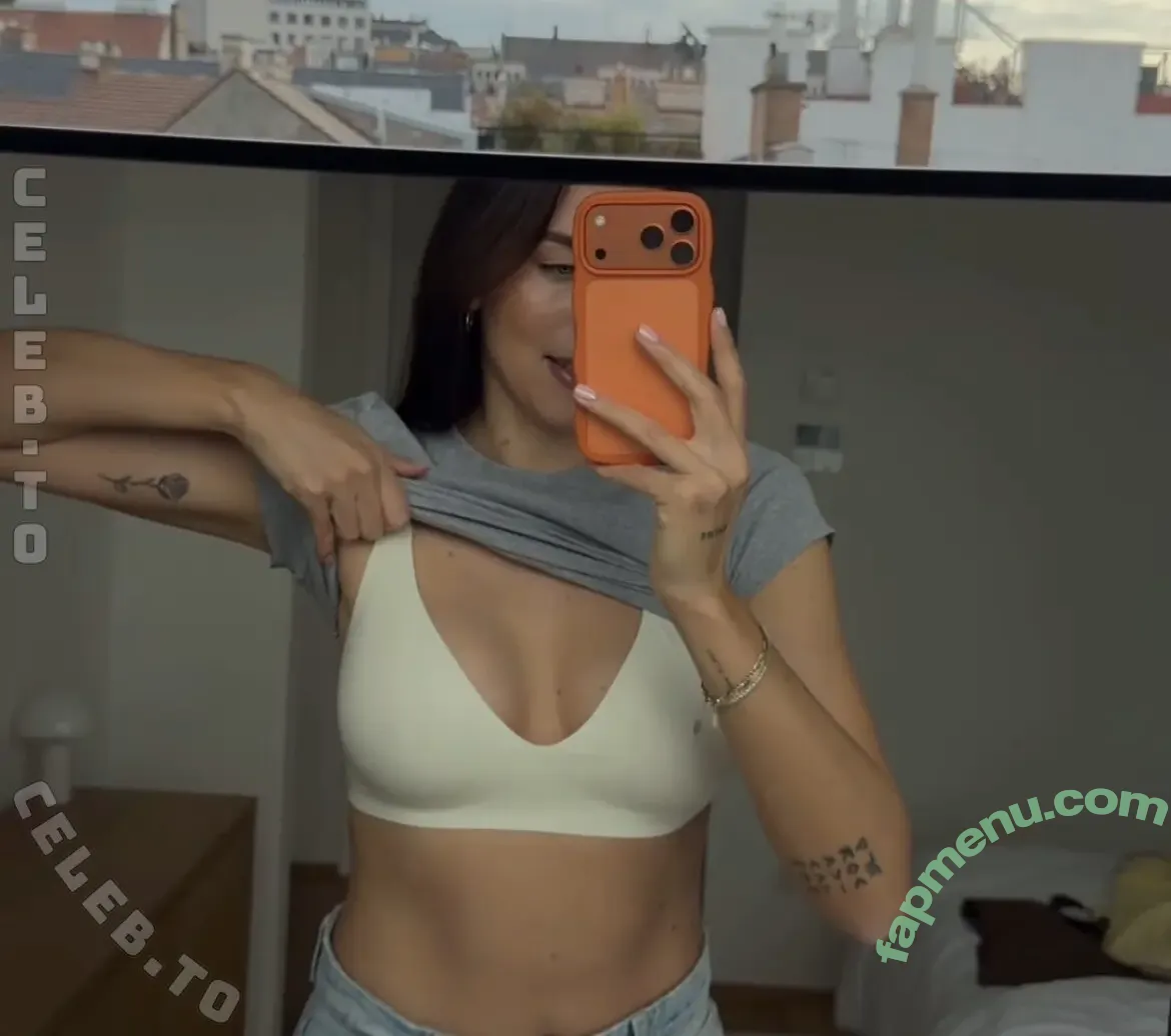 herstoryfeed nude photo #0169 (herstoryfeed)