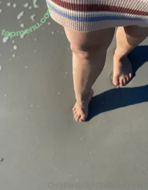 nude photo #0006